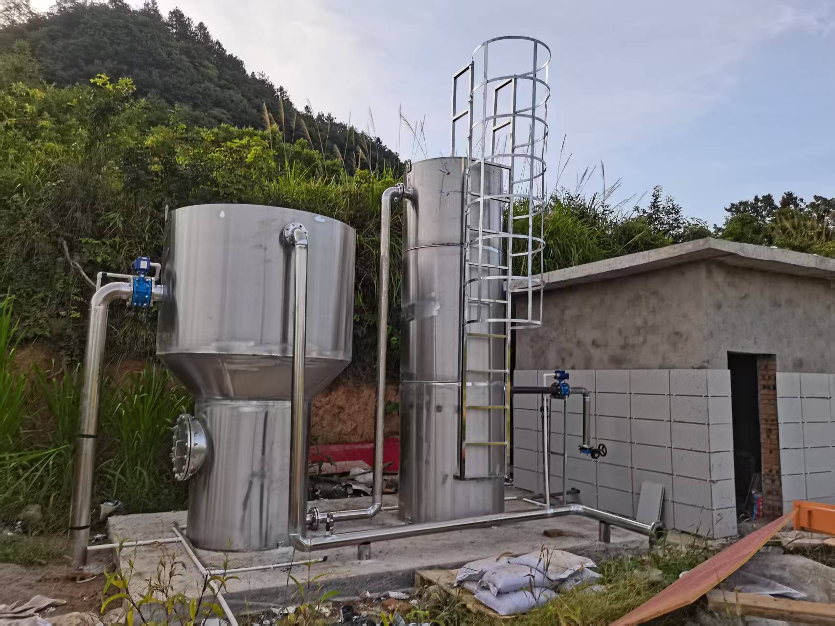 一體化淨水設備的介紹及適用範圍和（hé）特點